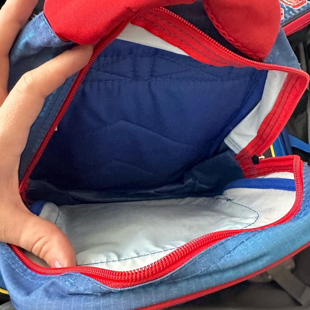 small backpack avengers - Picture 2 of 2